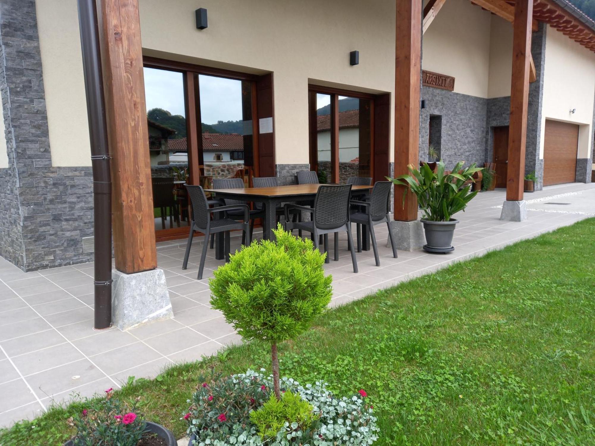 Argixti Guest House Sumbilla Exterior foto